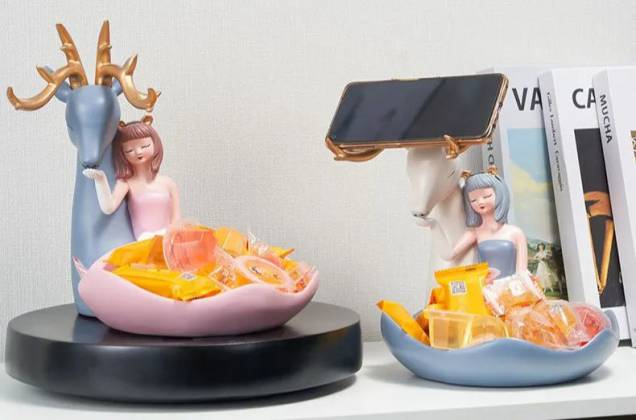 สาวน้อยกวางใส่ขอเอนกประสงค์ งานเรซิ่นนำเข้า