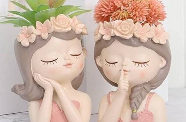 กระถาง/แจกัน สาวน้อยมงกุฎดอกไม้ งานเรซิ่นนำเข้า